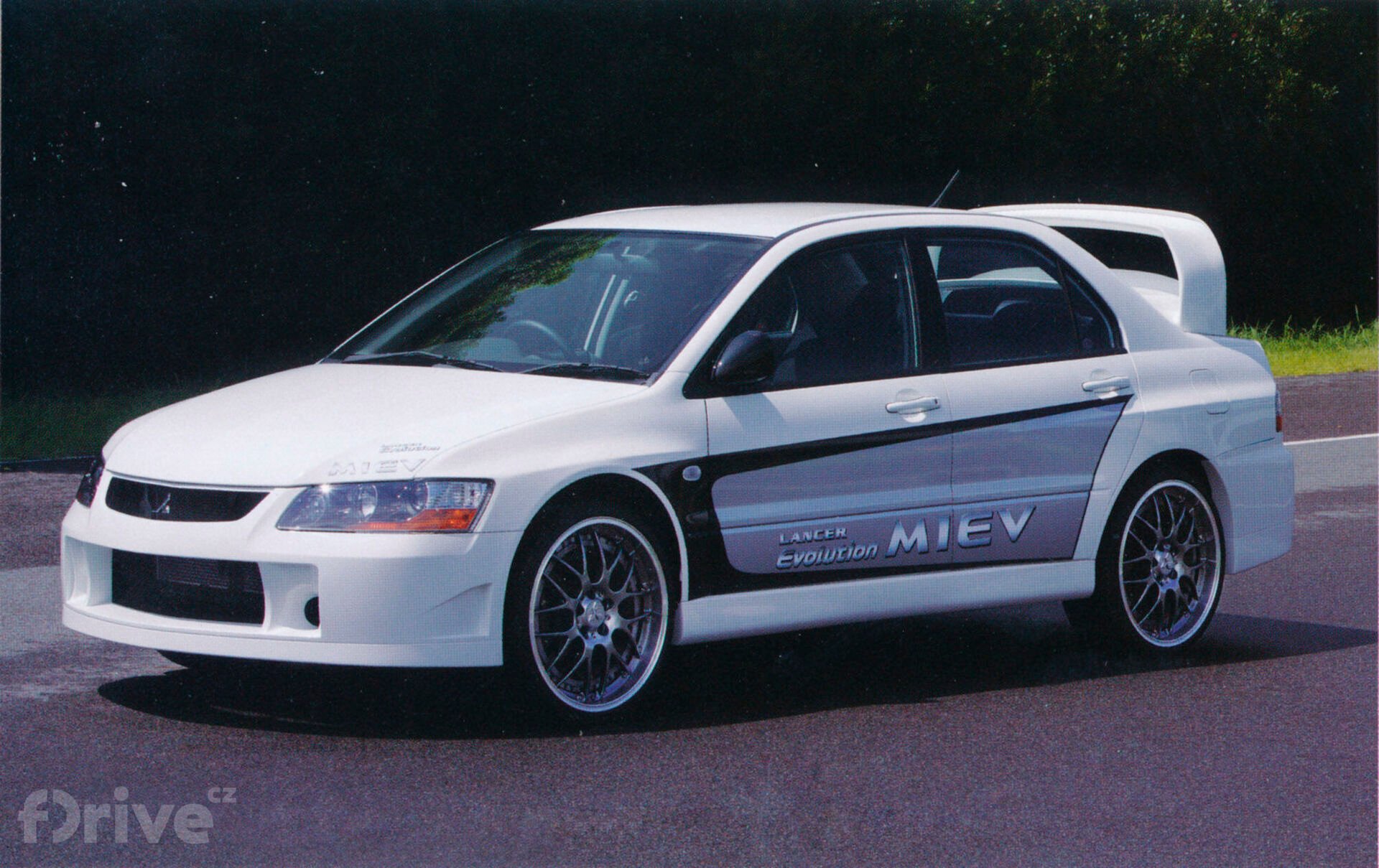 Mitsubishi Lancer Evolution MIEV