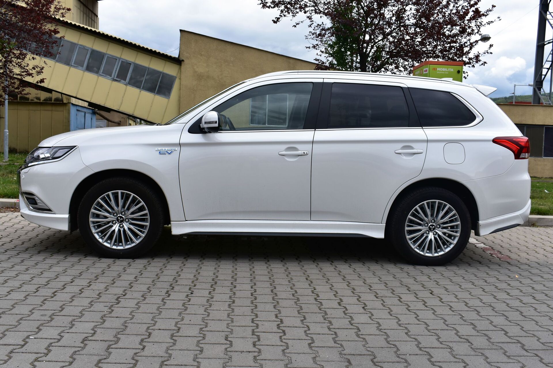 Mitsubishi Outlander (2018)