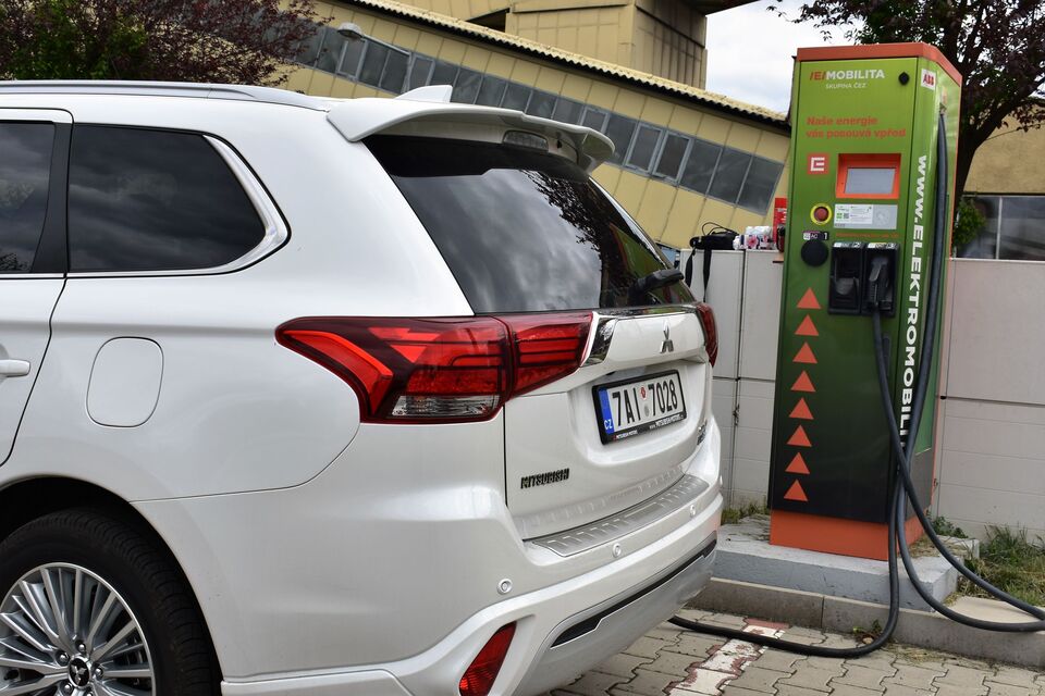 Mitsubishi Outlander (2018)