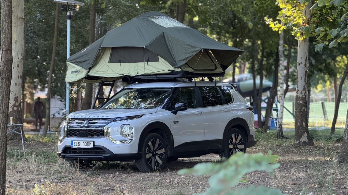 Mitsubishi Outlander (2024)