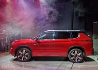 Mitsubishi Outlander (2024)