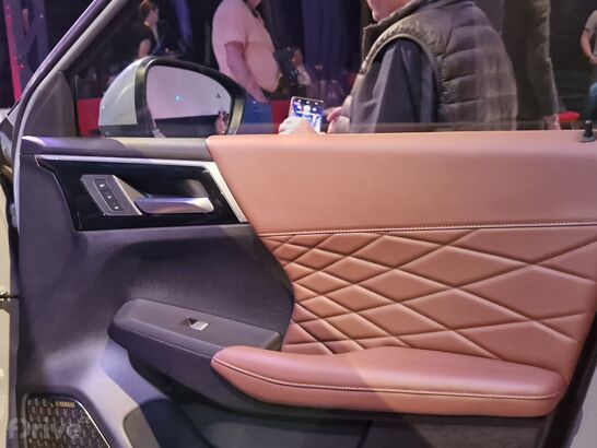 Mitsubishi Outlander (2024)