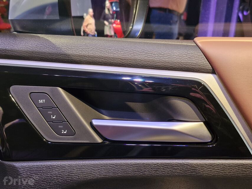 Mitsubishi Outlander (2024)