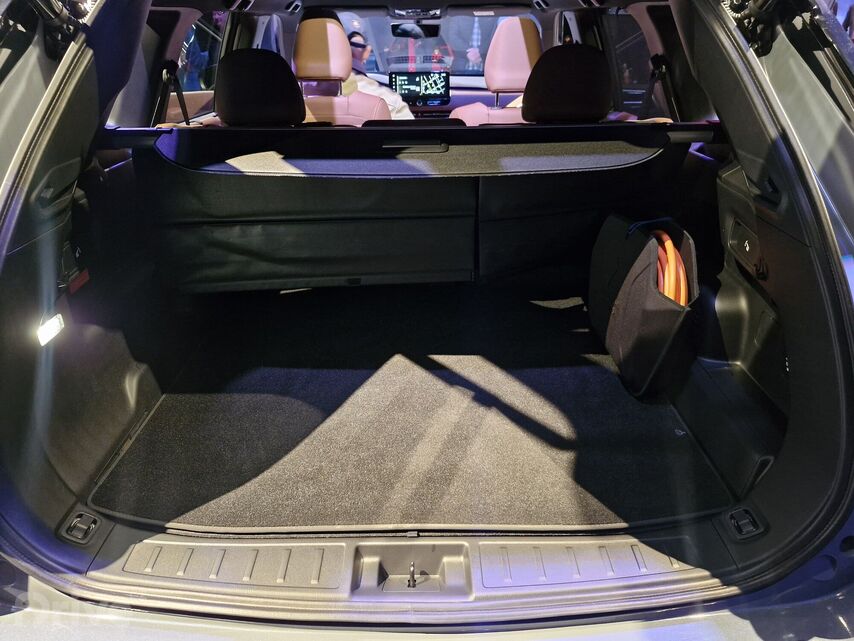 Mitsubishi Outlander (2024)