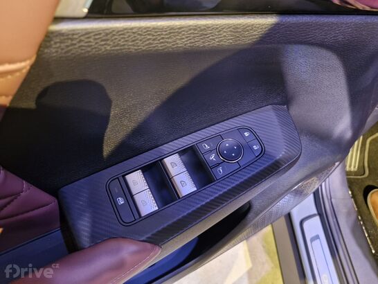 Mitsubishi Outlander (2024)