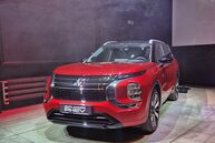 Mitsubishi Outlander (2024)