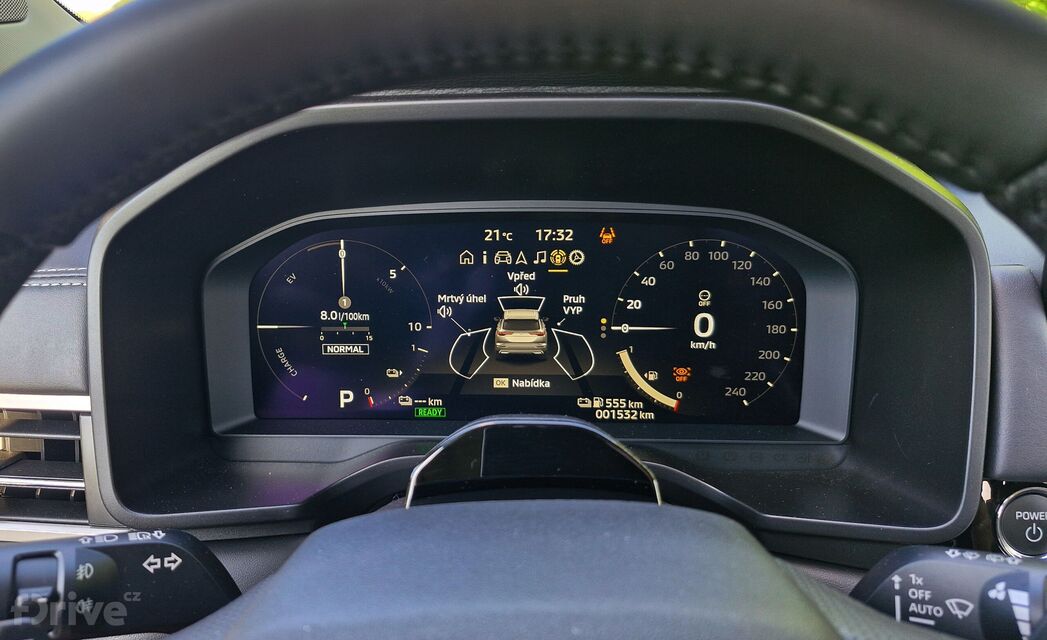 Mitsubishi Outlander (2024)