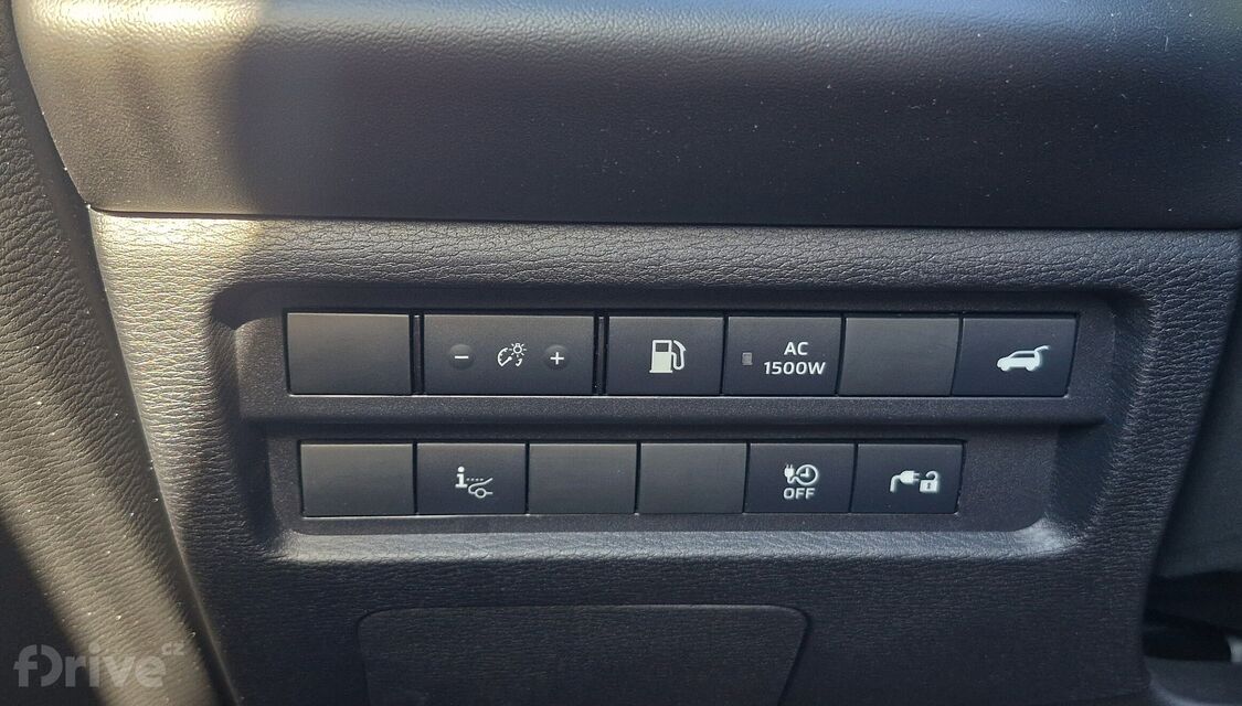 Mitsubishi Outlander (2024)