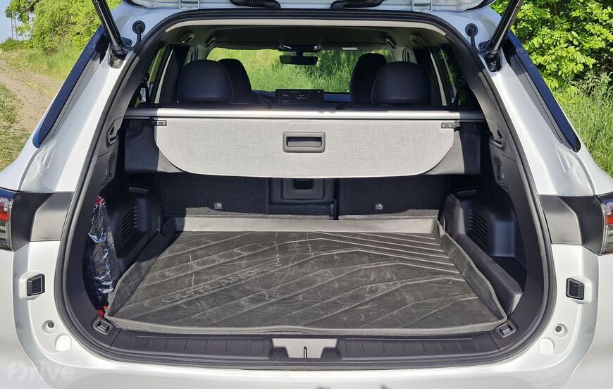 Mitsubishi Outlander (2024)