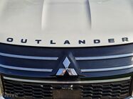 Mitsubishi Outlander (2024)