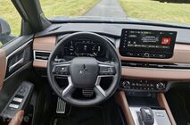 Mitsubishi Outlander (2024)
