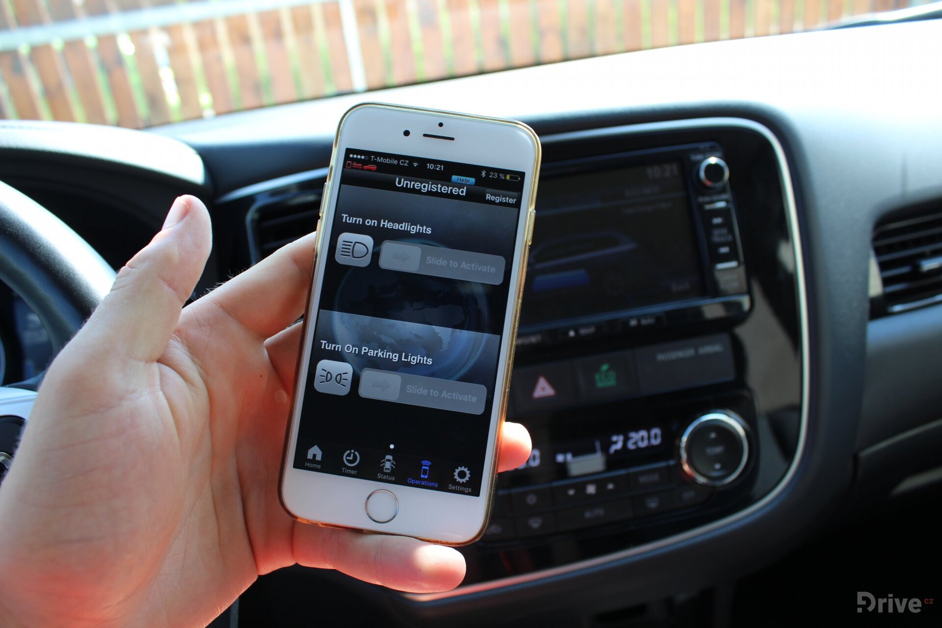 Mitsubishi Outlander PHEV (2013)