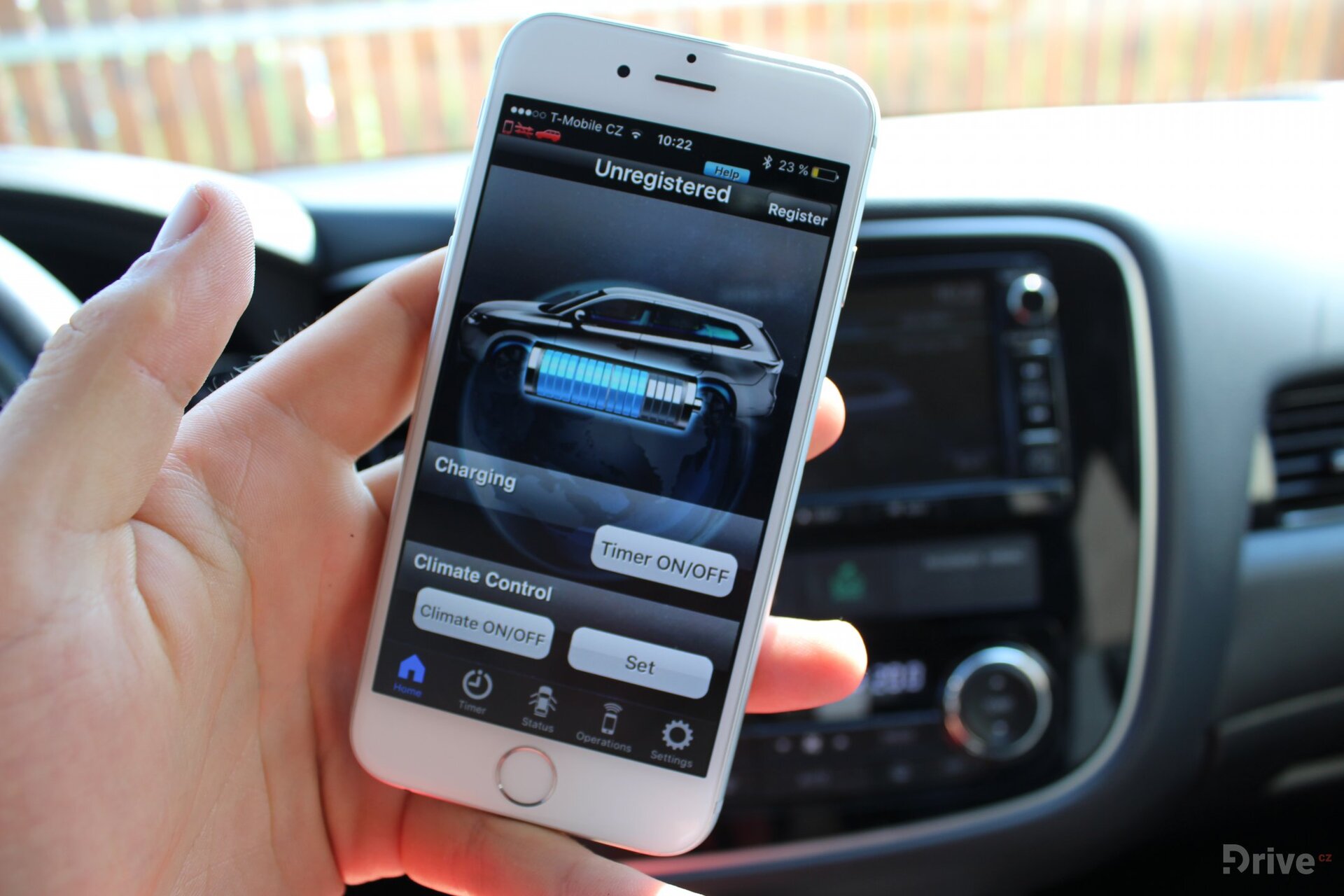 Mitsubishi Outlander PHEV (2013)