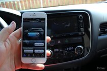 Mitsubishi Outlander PHEV (2013)