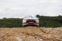 Mitsubishi Outlander PHEV (2013)