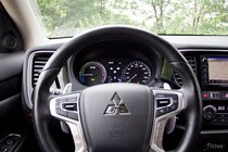 Mitsubishi Outlander PHEV (2013)