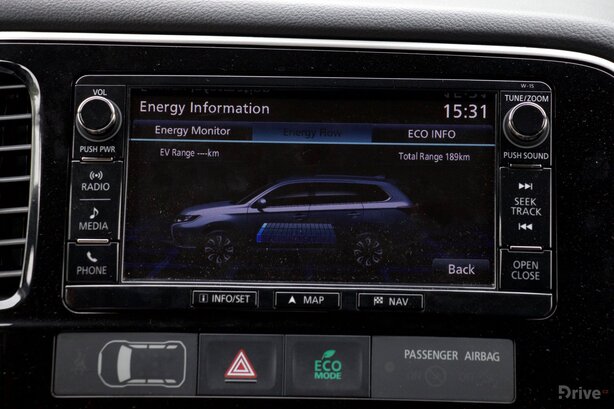 Mitsubishi Outlander PHEV (2013)