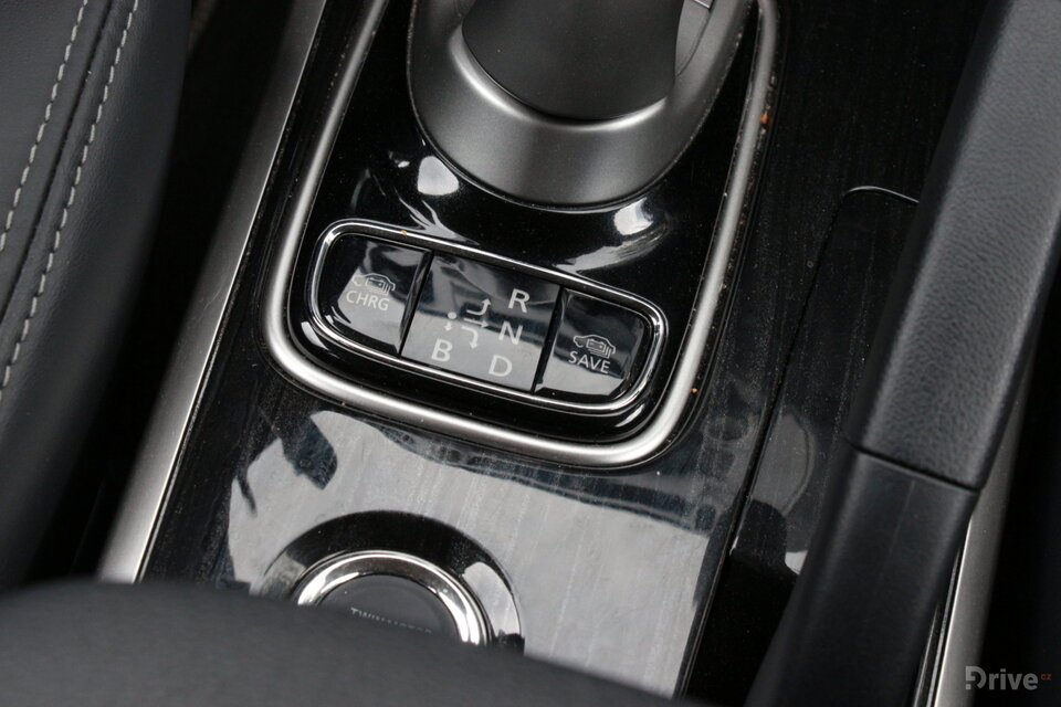 Mitsubishi Outlander PHEV (2013)