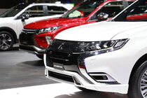 Mitsubishi Outlander PHEV (2018)