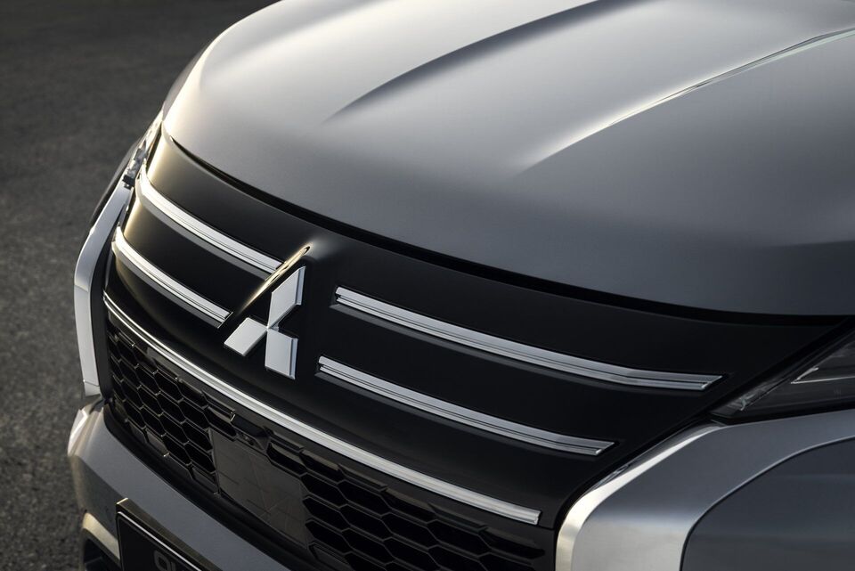 Mitsubishi Outlander PHEV 2024