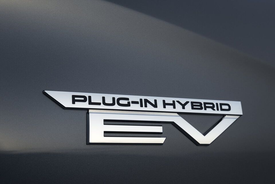 Mitsubishi Outlander PHEV 2024