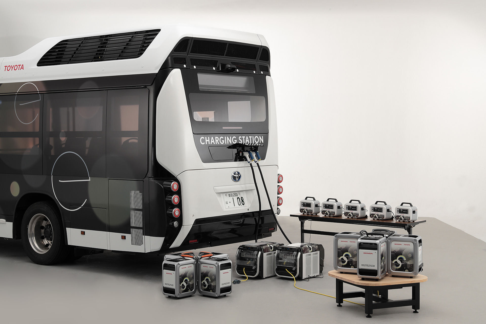 mobilní elektrárna v podobě autobusu