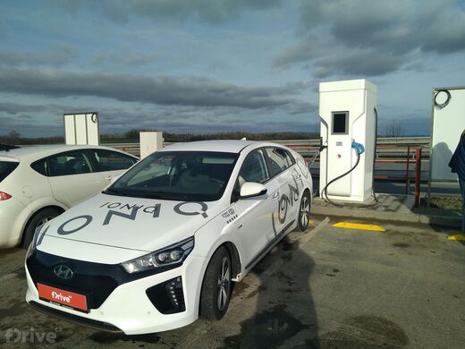 MOL, Bělčice, dálnice D1, km 33 směr Brno