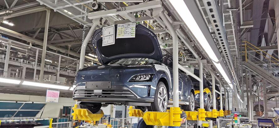 Montáž baterie v továrně Hyundai v Nošovicích