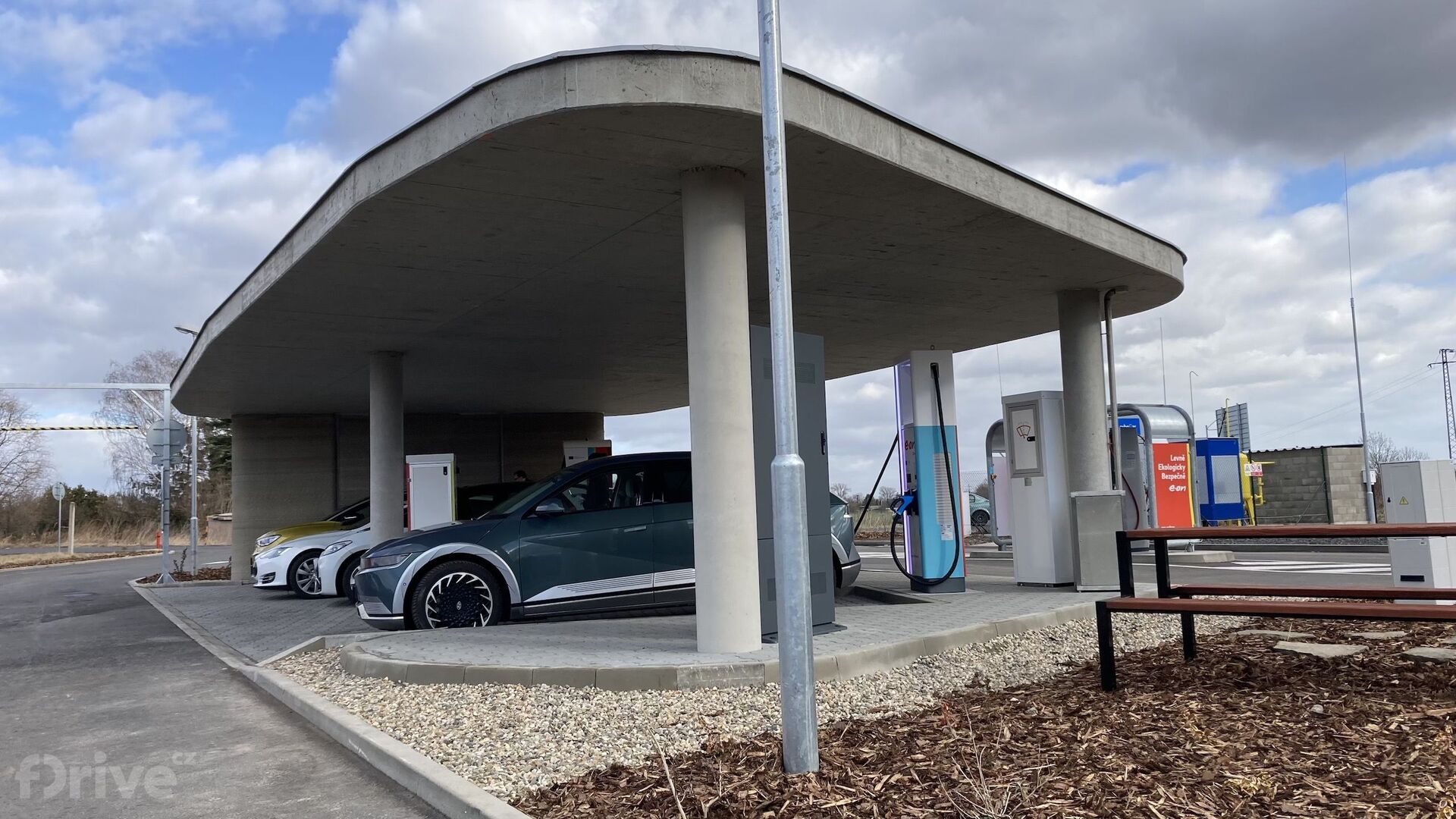 Nabíjecí hub E.ON v Sulejovicích