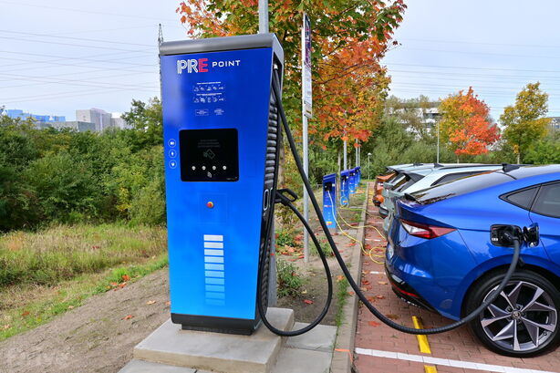 Nabíjecí HUB PRE a Škoda Auto DigiLab