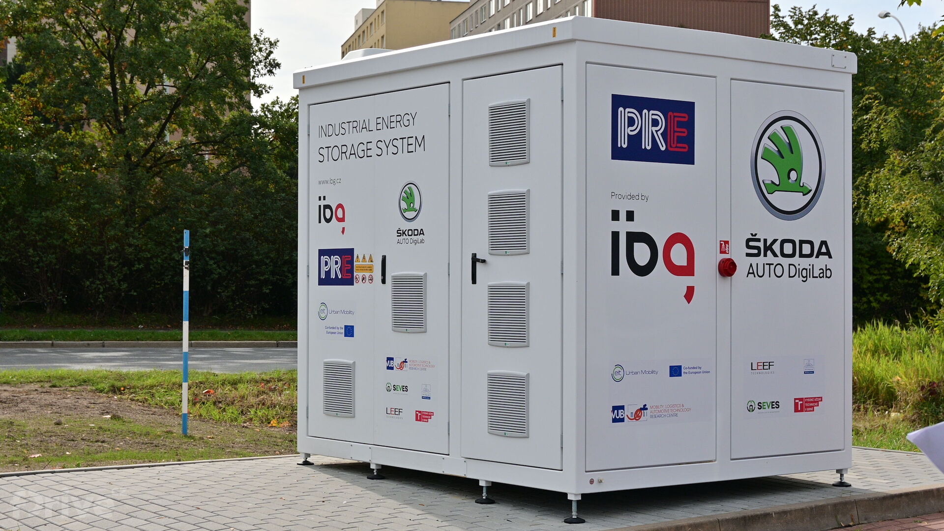 Nabíjecí HUB PRE a Škoda Auto DigiLab