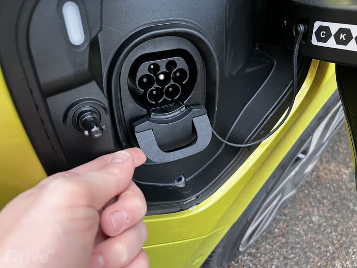 Nabíjecí konektor ID.Buzz