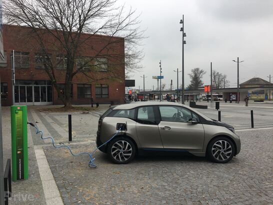 Nabíjecí stanice ČEZ