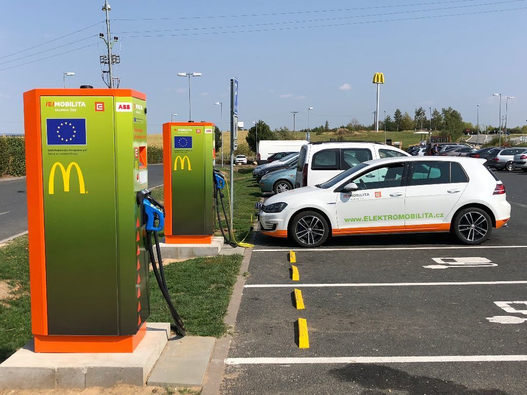 Nabíjecí stanice ČEZ dálnice D1