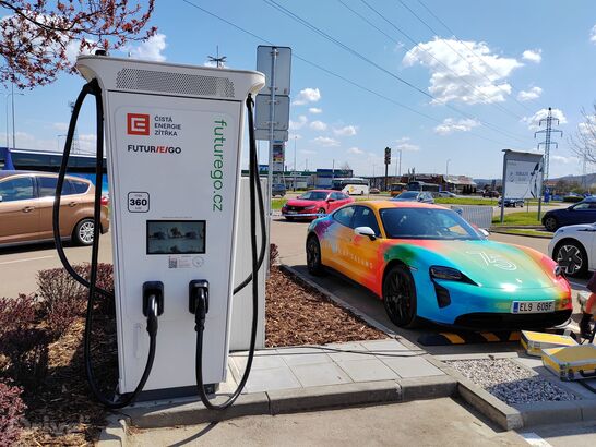 Nabíjecí stanice ČEZ Mladá Boleslav OC OIympia