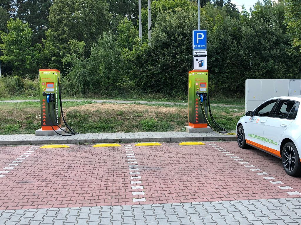 Nabíjecí stanice ČEZ Písek