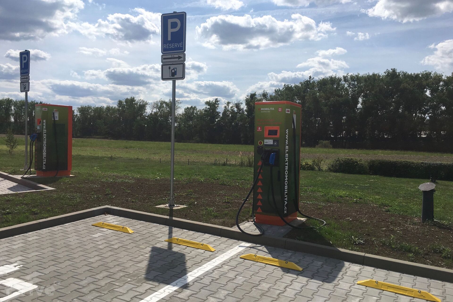 Nabíjecí stanice ČEZ ve Vysokém Mýtě