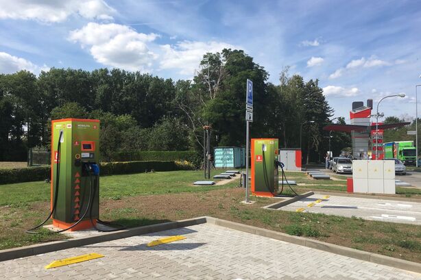 Nabíjecí stanice ČEZ ve Vysokém Mýtě