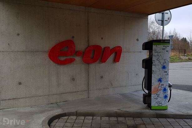 Nabíjecí stanice E.ON v Humpolci