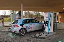 Nabíjecí stanice E.ON v Humpolci