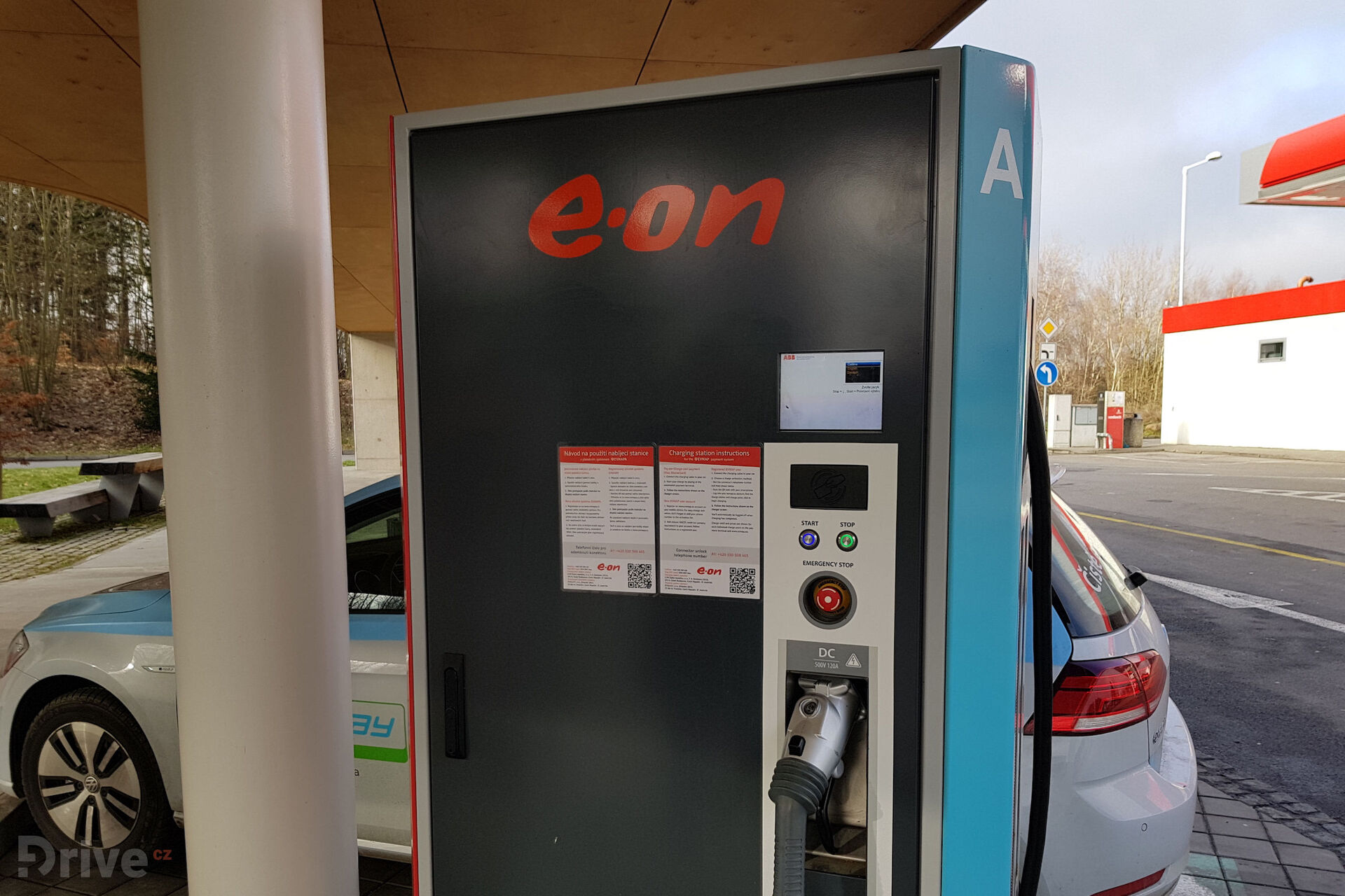Nabíjecí stanice E.ON v Humpolci