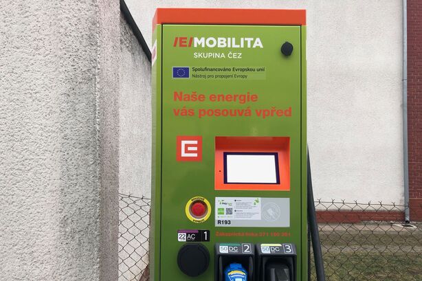 Nabíjecí stanice Hradec Králové