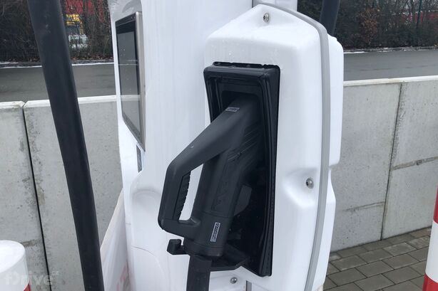 Nabíjecí stanice IONITY