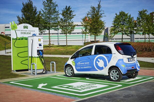 Nabíjecí stanice Lidl v Hlubočepích