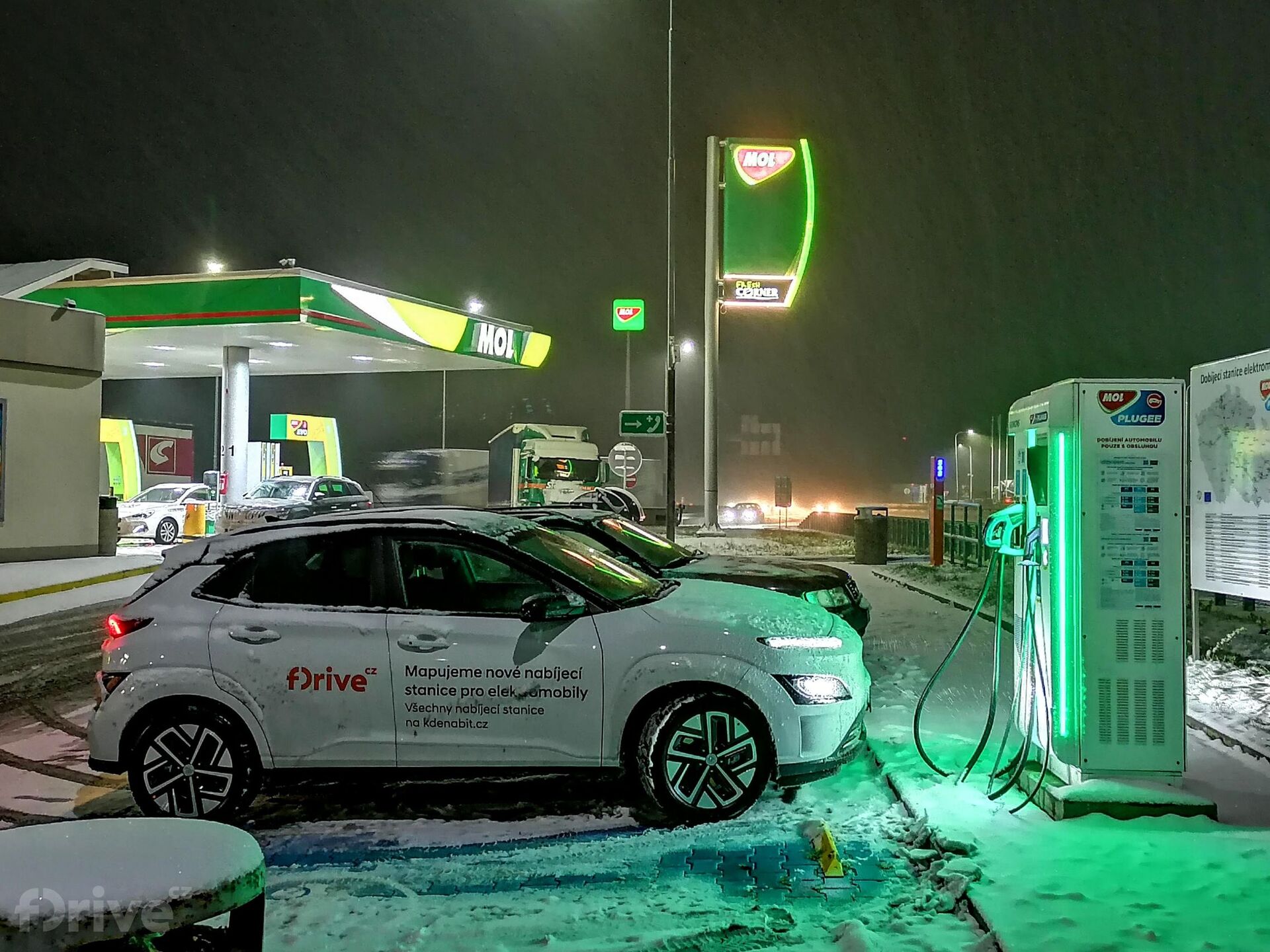 Nabíjecí stanice MOL na dálnici D1, odpočívka Herálec
