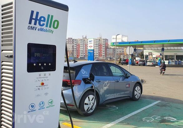 Nabíjecí stanice PRE u OMV