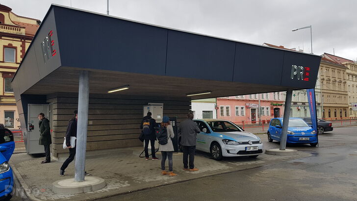 Nabíjecí stanice PRE v pražských Holešovicích