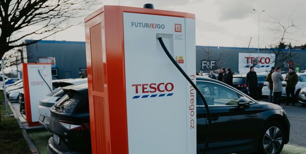 nabíjecí stanice Tesco