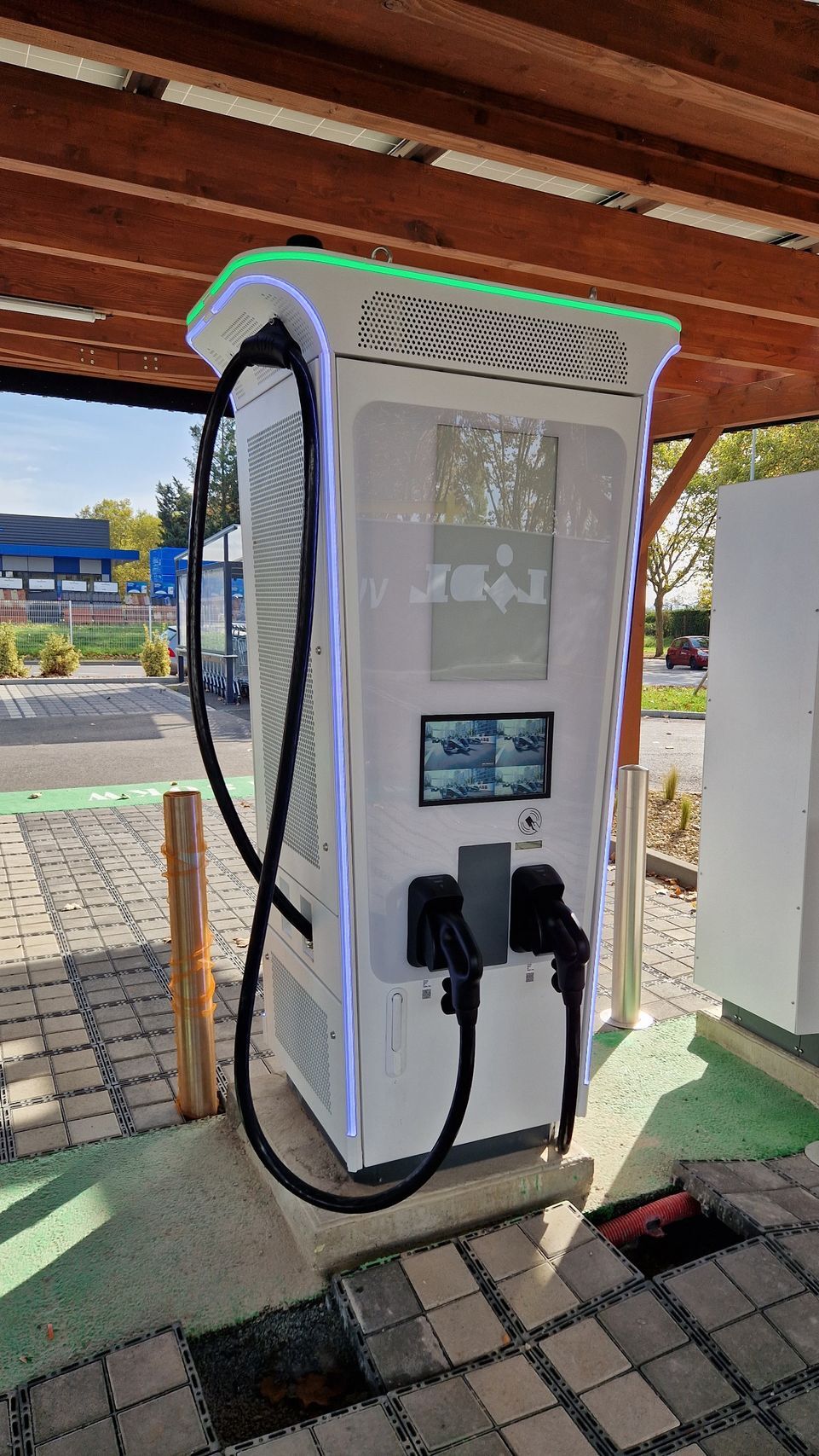 Nabíječka Lidl ve Francii