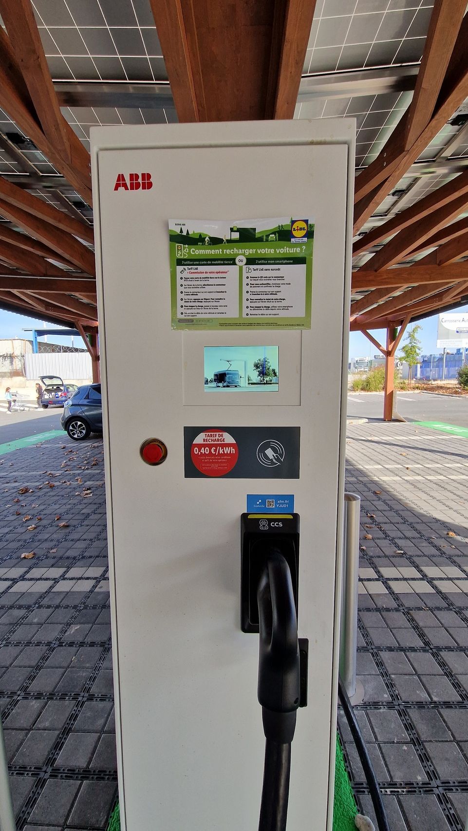 Nabíječka Lidl ve Francii